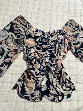 Women’s Navy and Blush Paisley Off-Shoulder Top